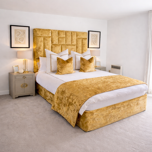 Ezra Labrinth Upholstered Bed