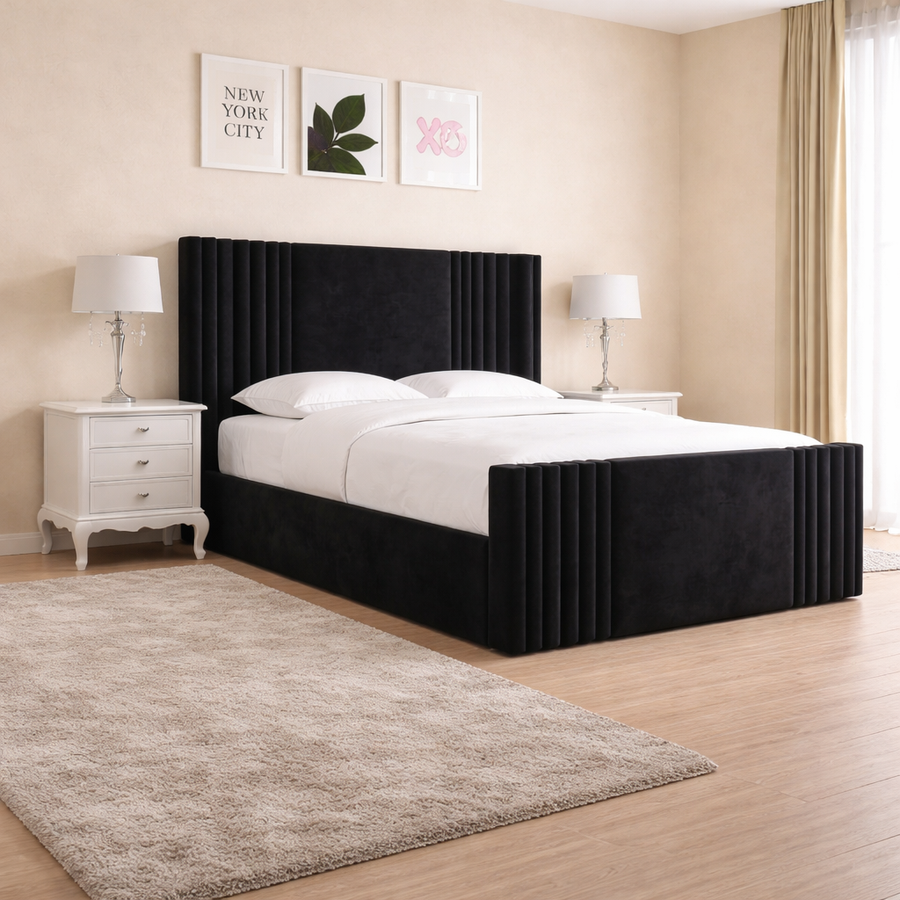 Andre Devonshire Winged Panel Upholstered Bed